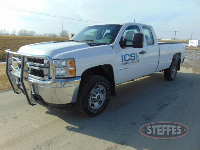 2012 Chevrolet 2500_1.jpg